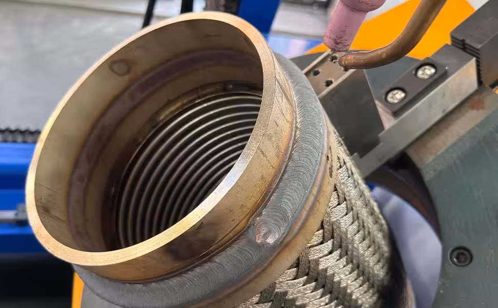 Metal hose automatic welding application